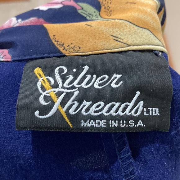 Vintage Wind Breaker by Silver Threads - Picture 8 of 10